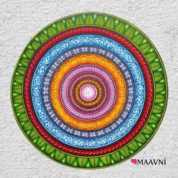 Hand-painted Pattachitra Border Wall Plate by Maavni