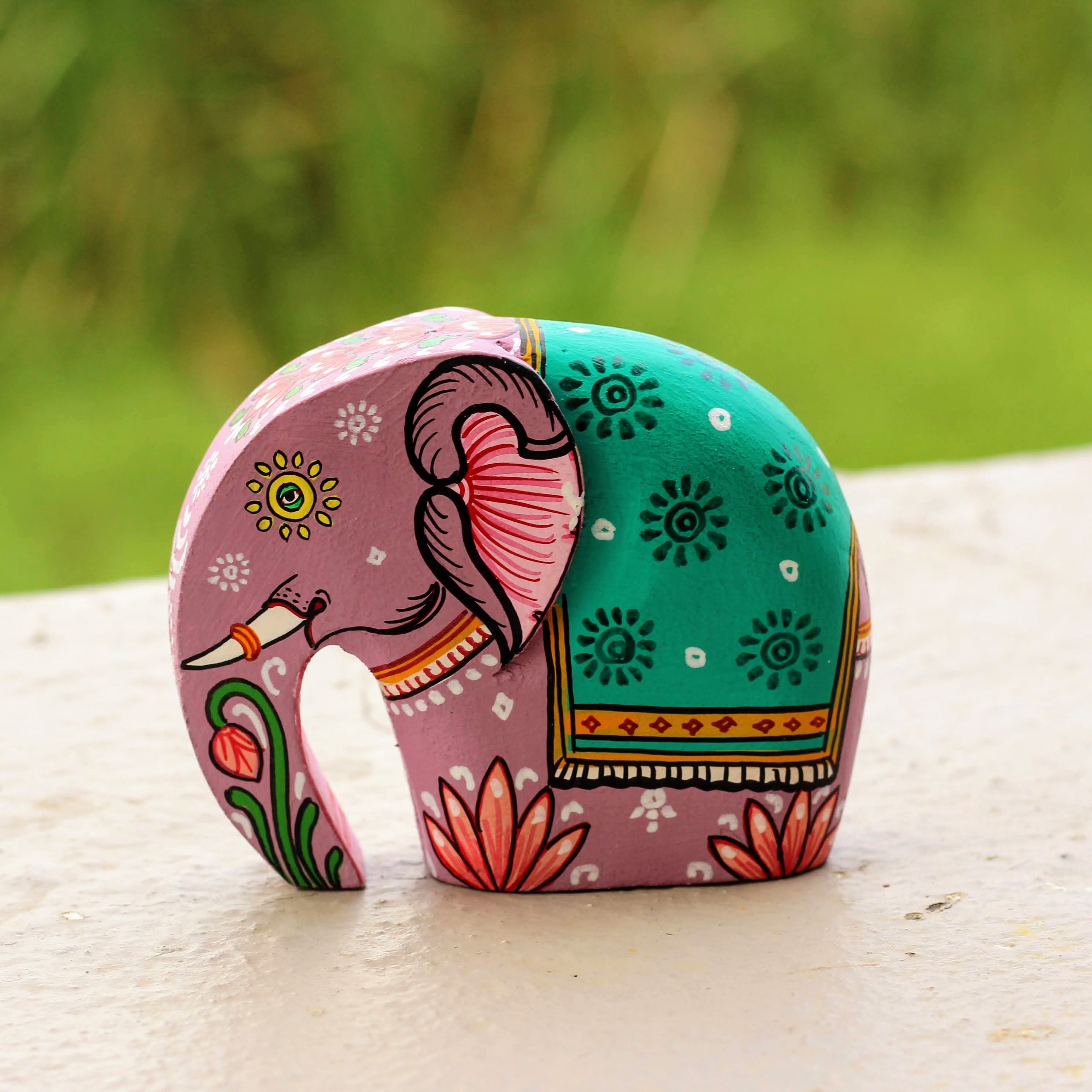 Hand‑painted Pattachitra Small Wood Elephant