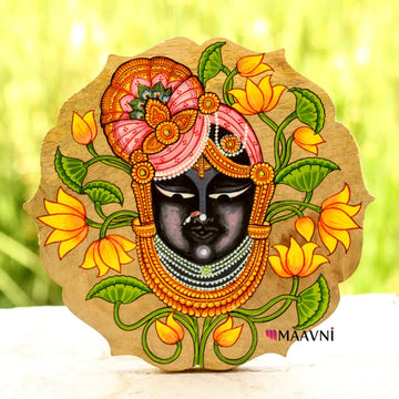 Hand-painted Pattachitra Sreenathji Floral Style Wall Plate by Maavni