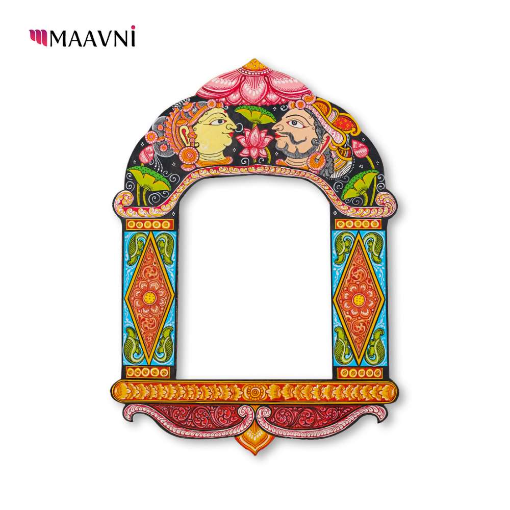 Hand-painted Pattachitra Raja Rani Jharokha By Decor gallery image by Maavni