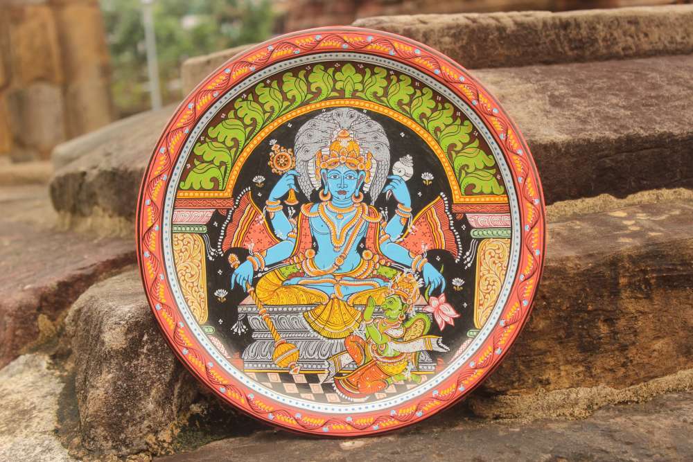 Hand-painted Pattachitra Vishnu Wall Plate by Maavni