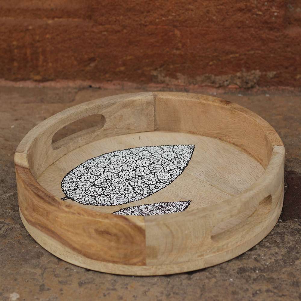 Hand-painted Pattachitra Circular Tray Tree Of Life Painting gallery image by Maavni
