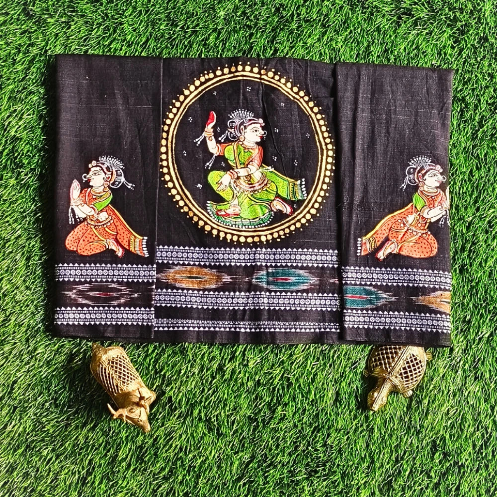 Hand-painted Pattachitra Lady Doing Sringhar In Circle Design Blouse by Maavni