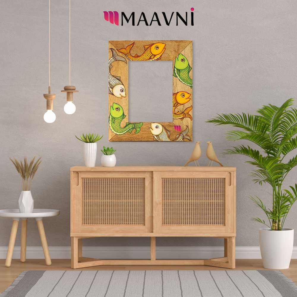Hand-painted Pattachitra Fish Theme Photo Frame Decor gallery image by Maavni