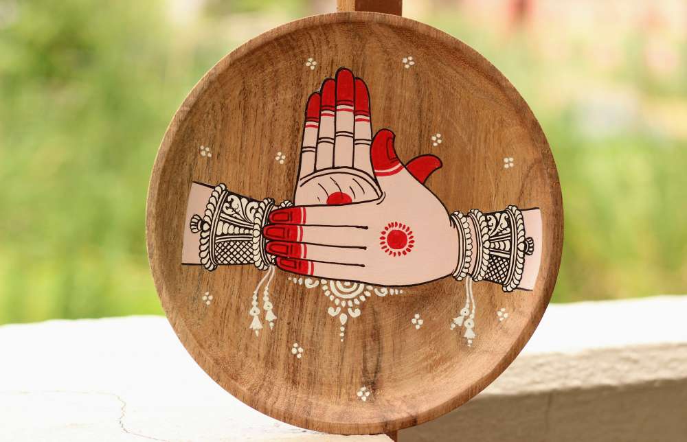 Hand-painted Pattachitra Mudra Wall Plate by Maavni