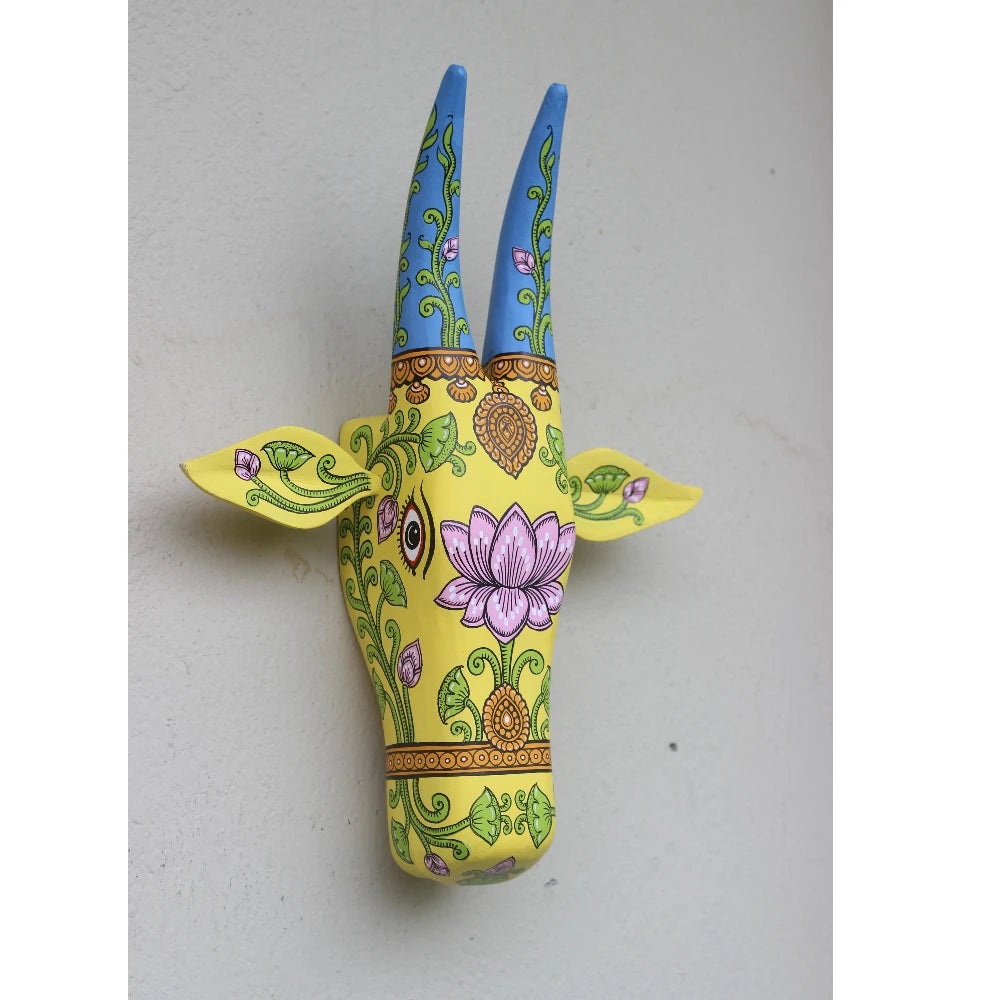 Hand-painted Pattachitra Cow Head Light Hand Painted D Cor Painting gallery image by Maavni